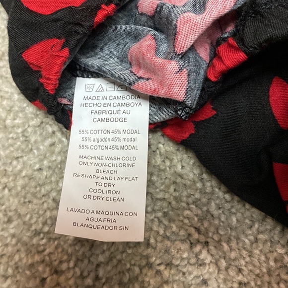 💛🆕Michael Kors black & red blouse - Picture 8 of 8